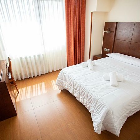 Hotel Villa De Cárcar Buitenkant foto