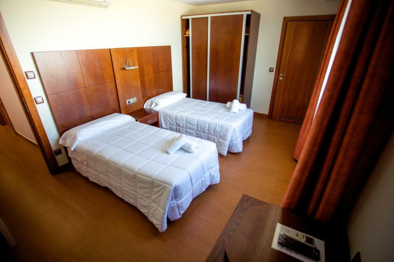 Hotel Villa De Cárcar Buitenkant foto